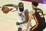 首轮潜在对手？ESPN明日胜率预测：哈登单核骑士48.3% 老鹰51.7%