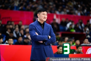 记者：广东把现有阵容的潜力压榨到极致 这才是宏远该打出的篮球